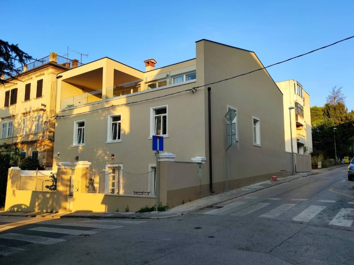 Villa Damiani Pula Exterior photo